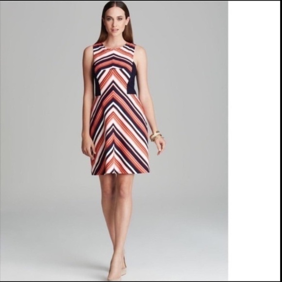 TRINA TURK stinson beach stripe mini dress - Picture 3 of 11